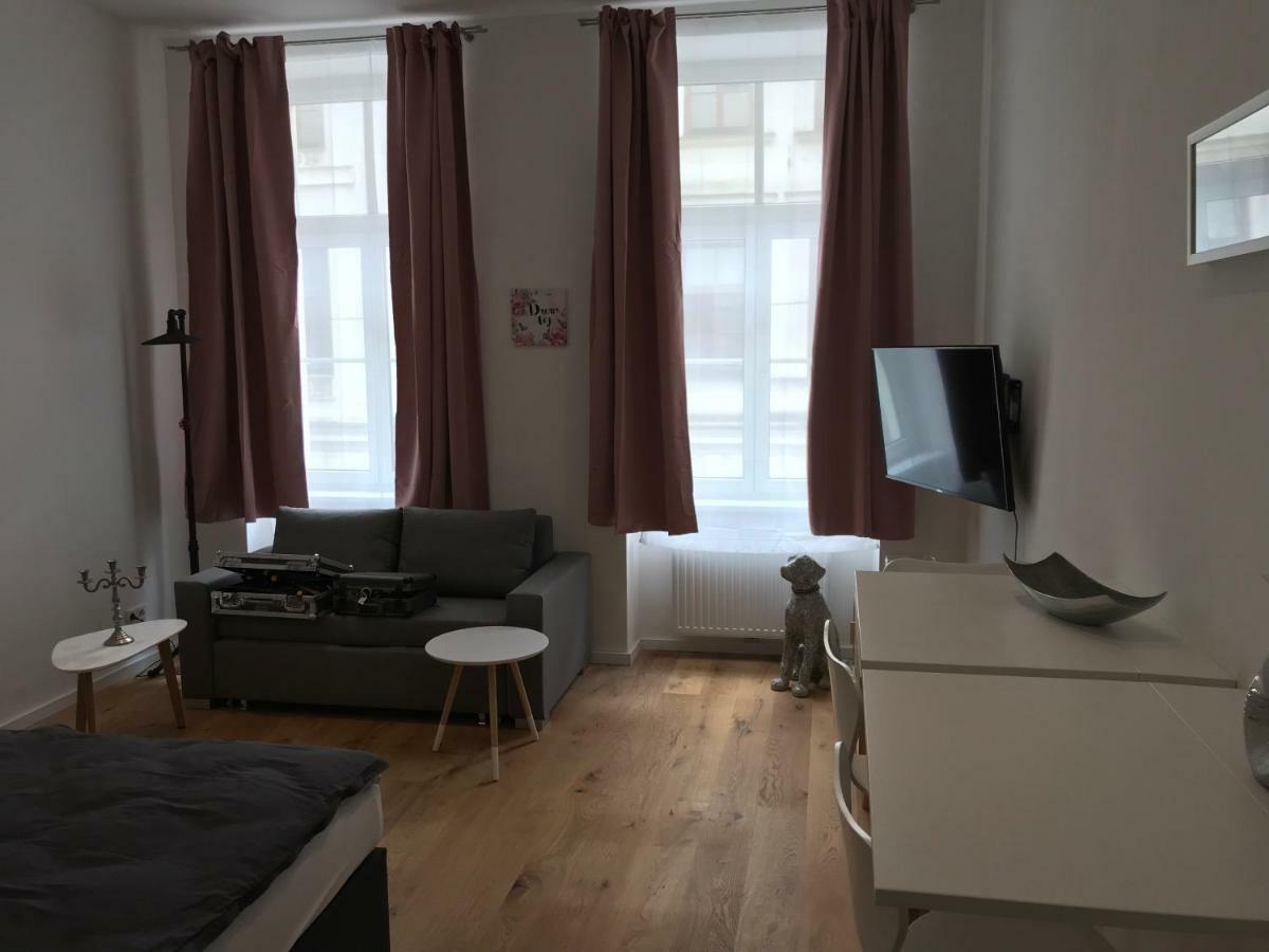 New Apartment City Center Wenen Buitenkant foto